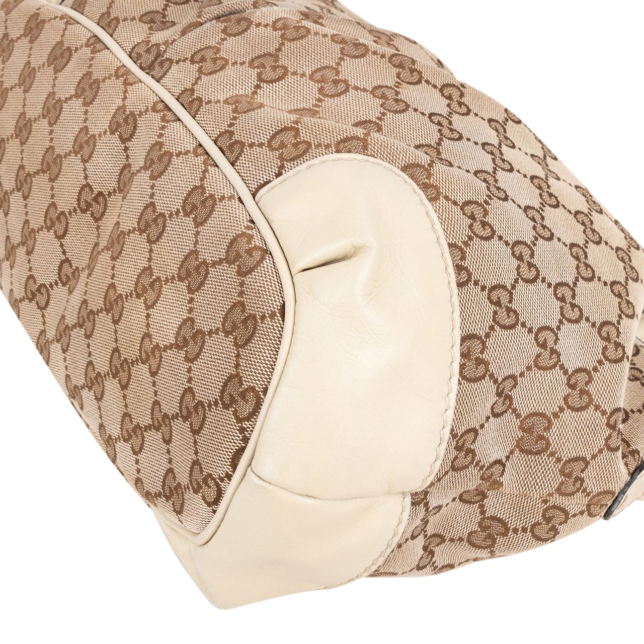 Gucci GuccI GG Monogram Sukey Handbag Bruin