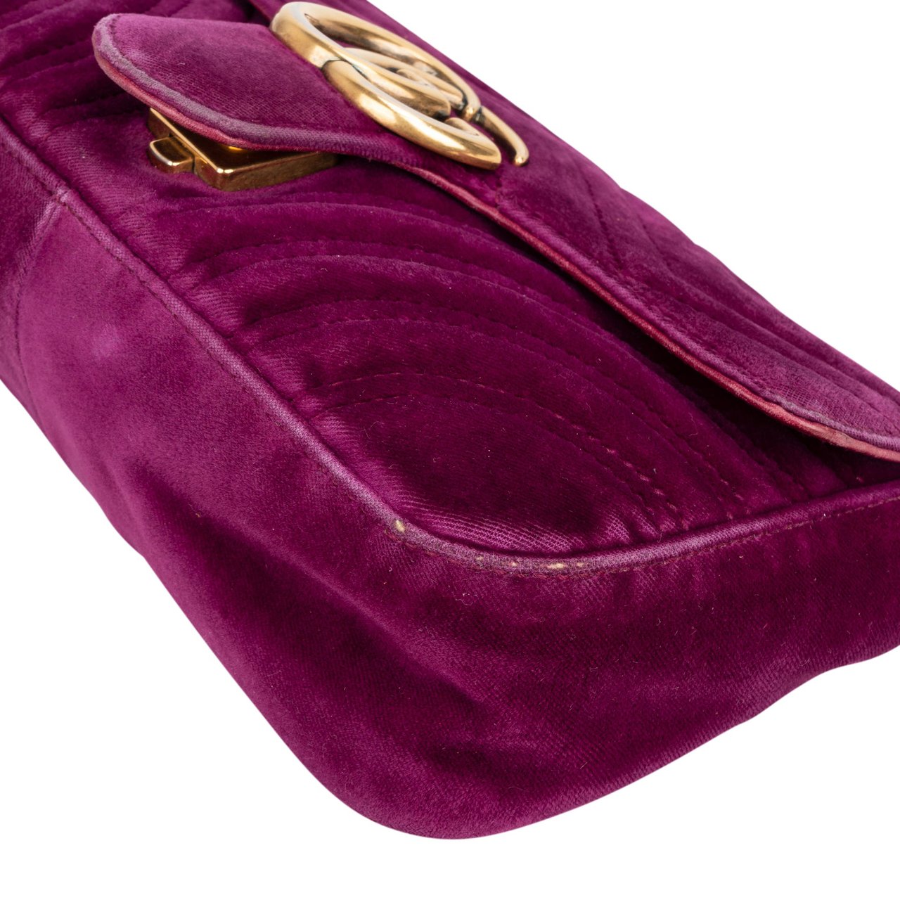 Gucci Gucci Quilted Velvet Marmont GG Crossbody Bag Paars