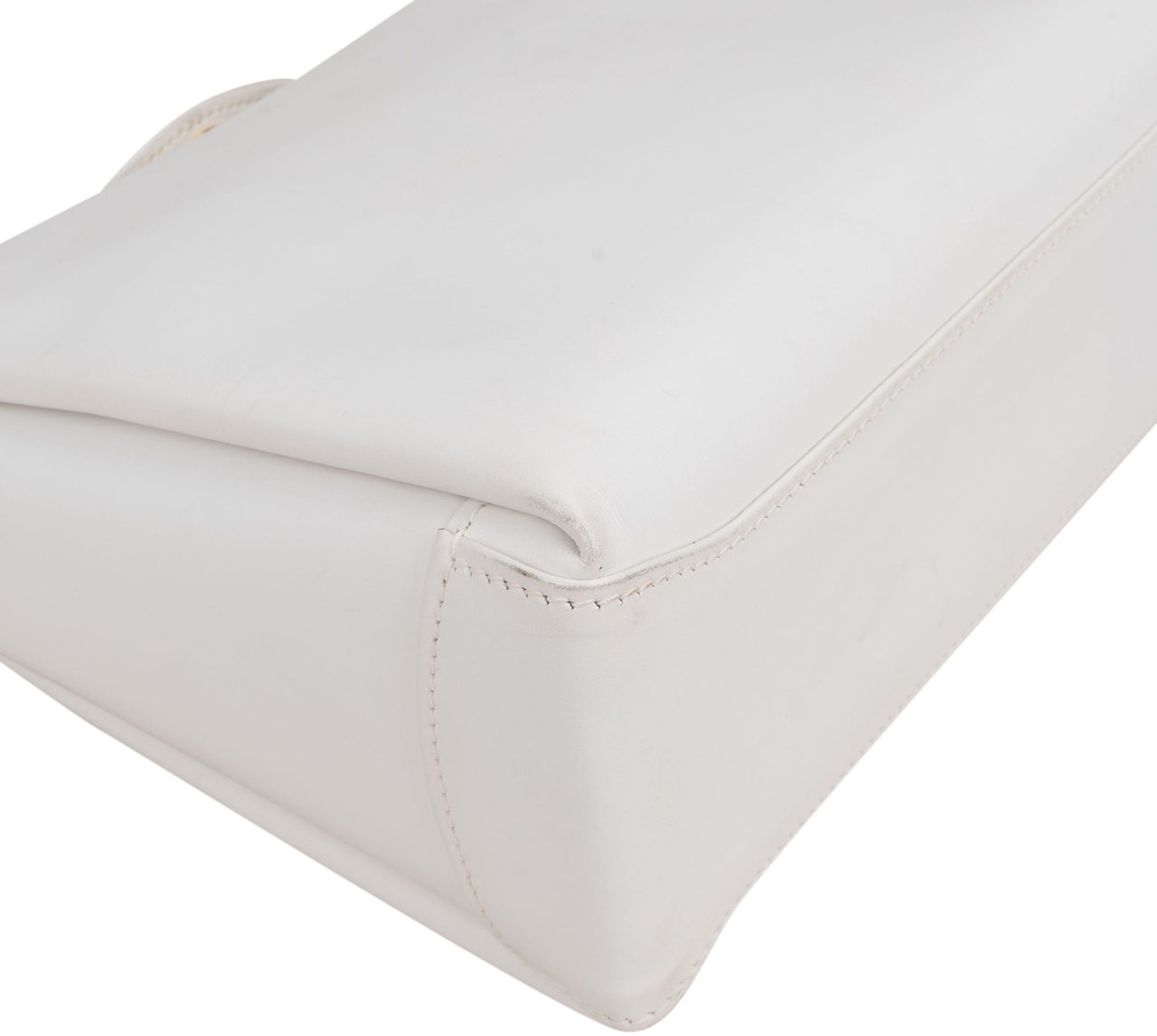 Gucci Gucci All White Leather Turnlock Handbag Wit