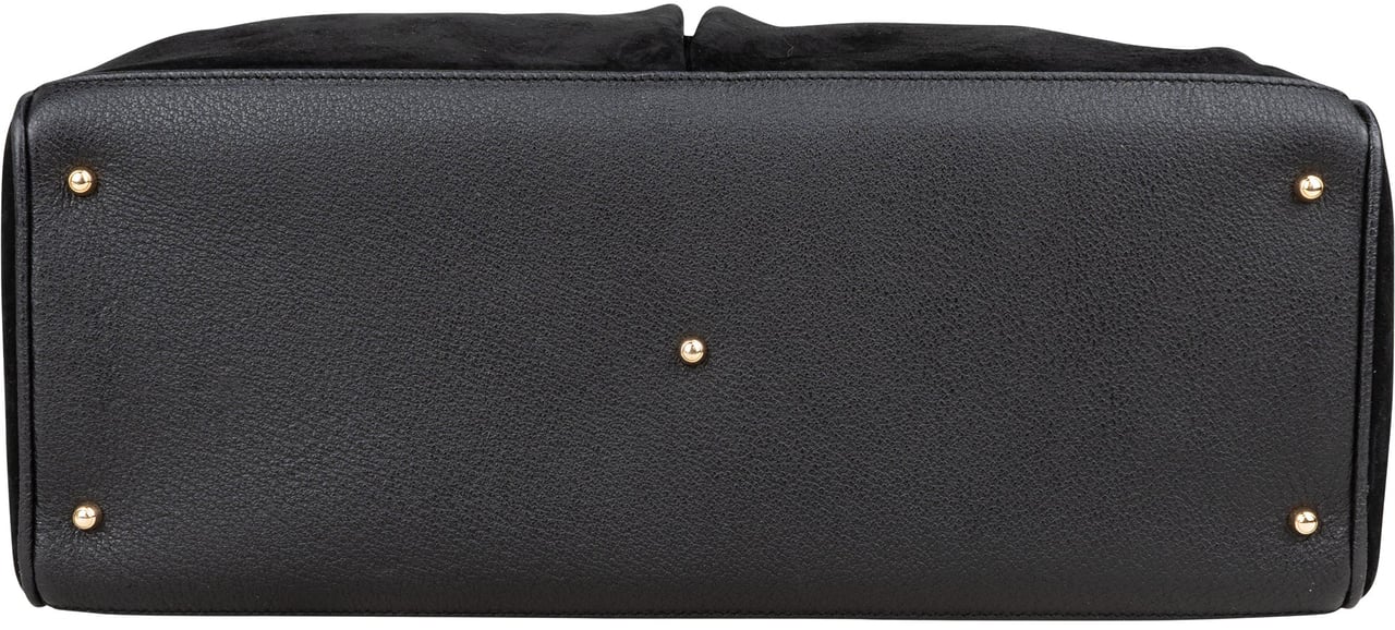 Gucci Gucci Black Suede Bamboo Handbag Zwart