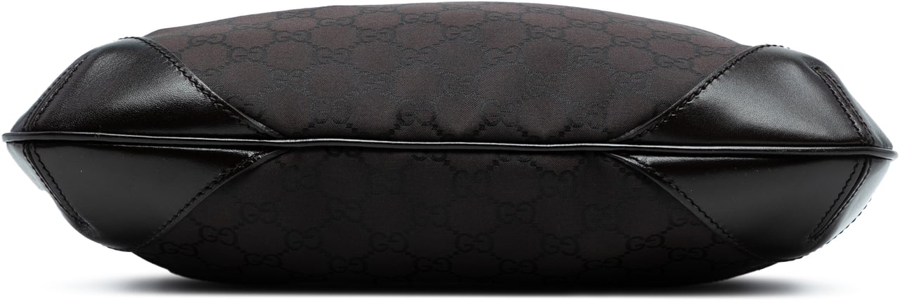 Gucci GG Nylon Hobo Bag Bruin