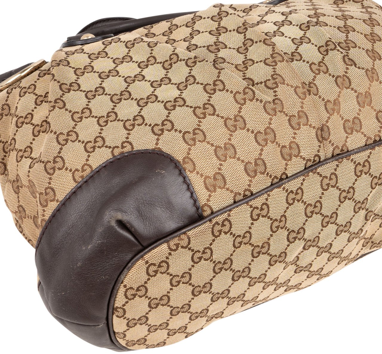 Gucci Gucci GG Monogram Sukey Handbag Bruin