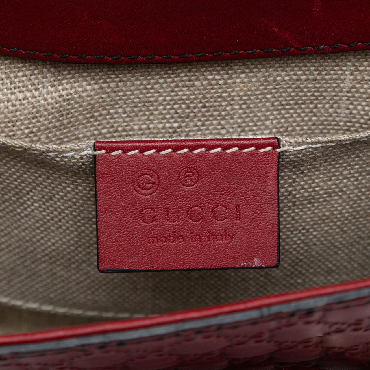 Gucci Mini Microguccissima Emily Crossbody Rood