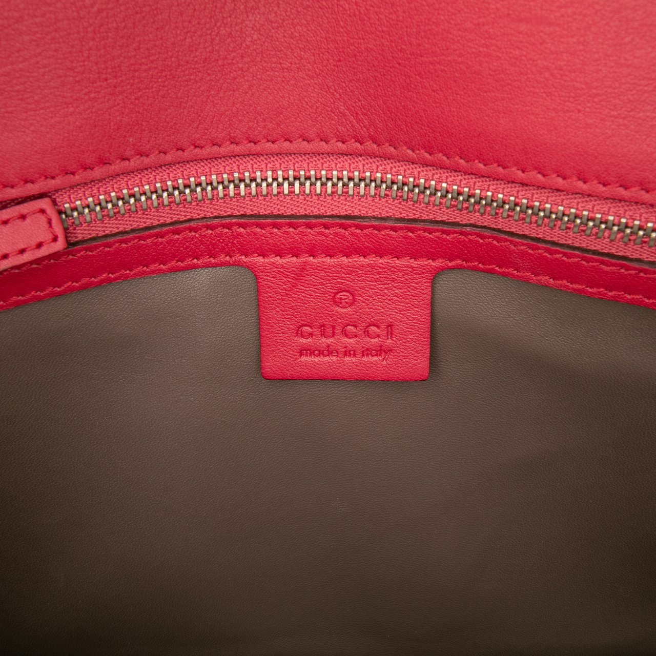 Gucci Medium Patent Dollar Interlocking G Crossbody Rood