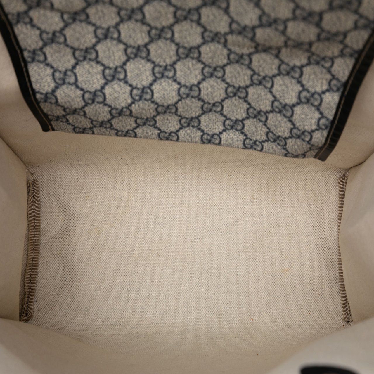 Gucci GG Supreme Web Tote Bruin