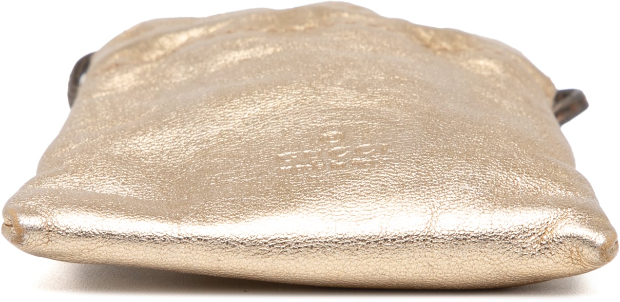 Gucci Metallic Leather Drawstring Pouch Goud