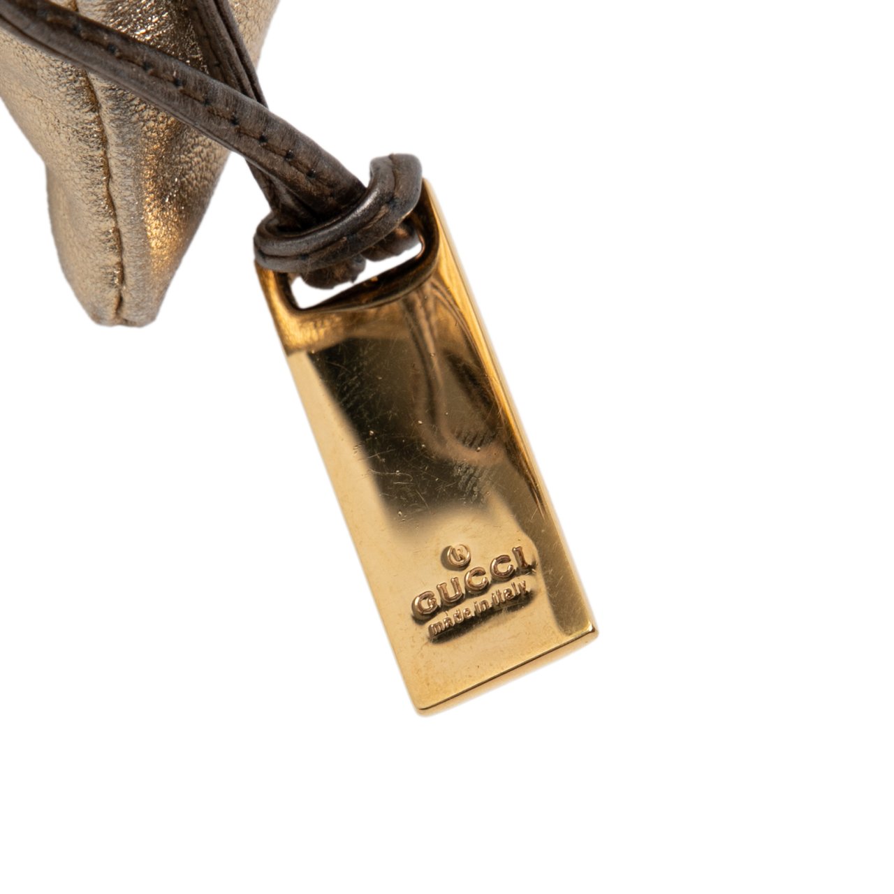 Gucci Metallic Leather Drawstring Pouch Goud