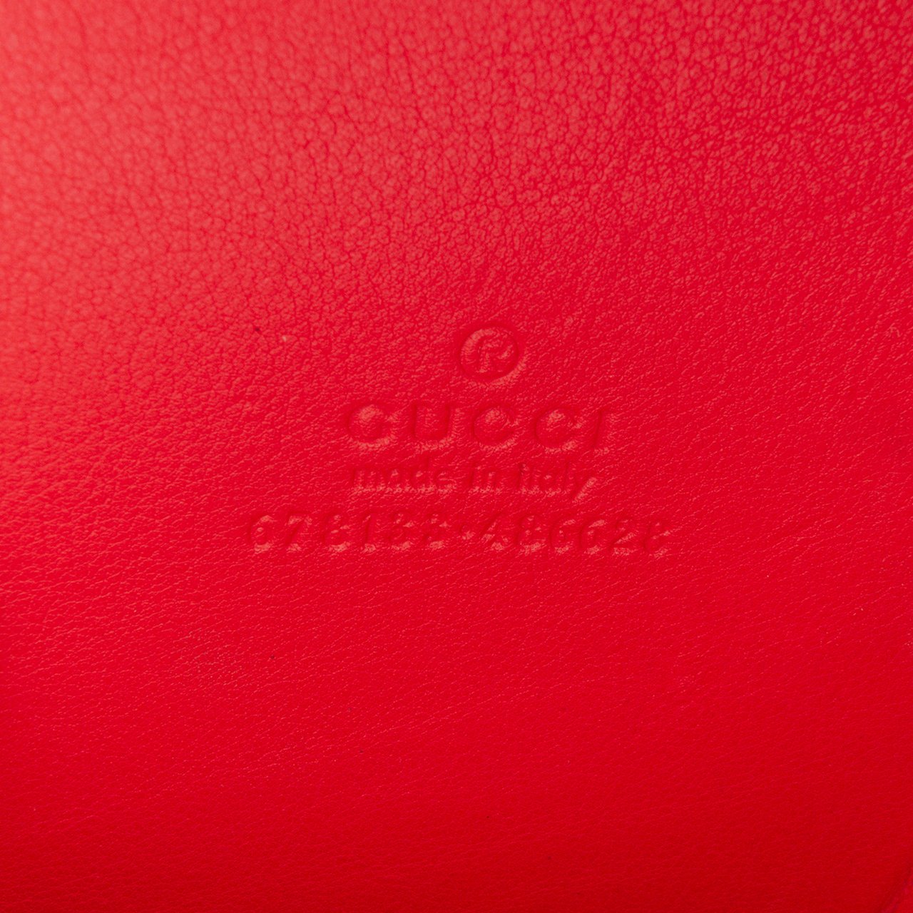 Gucci Valentines Day GG Supreme Love Heart Bag Bruin