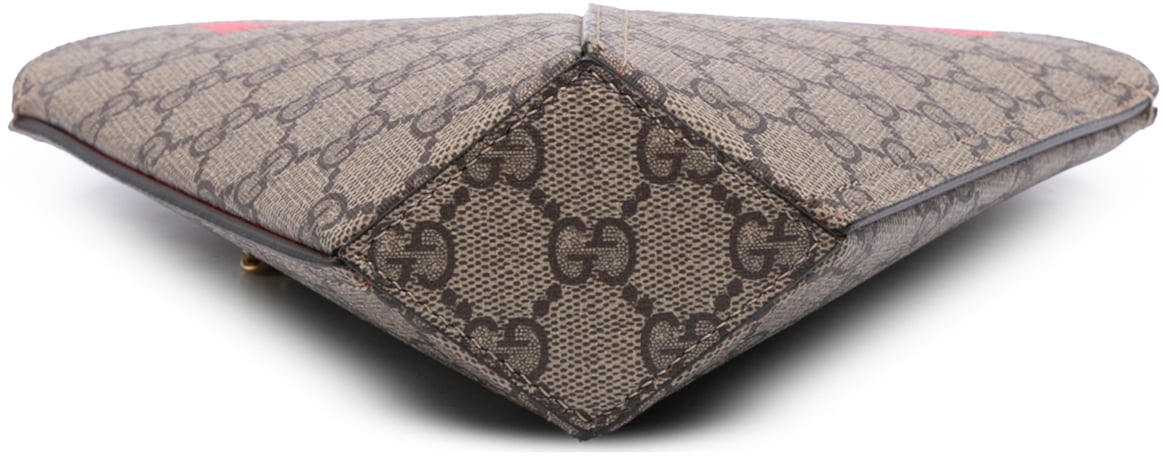 Gucci Valentines Day GG Supreme Love Heart Bag Bruin