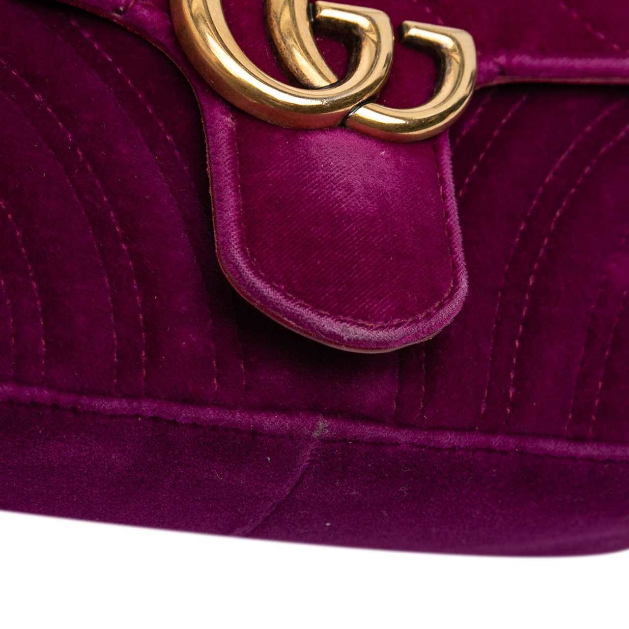 Gucci Small GG Marmont Matelasse Velvet Shoulder Bag Paars