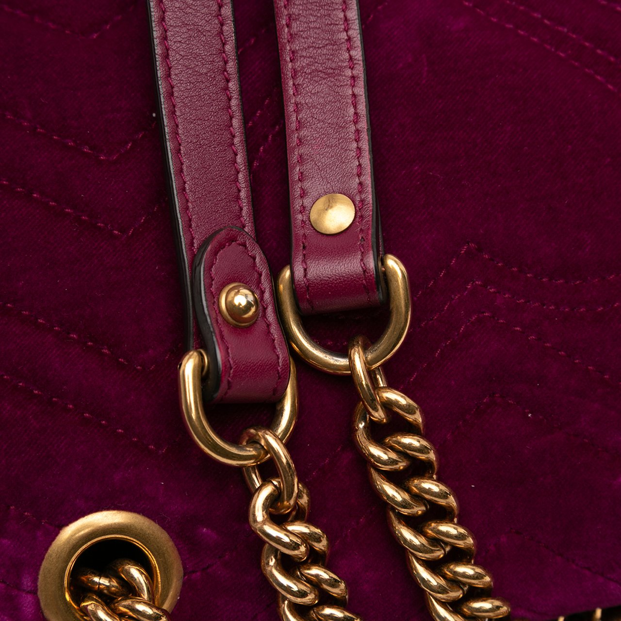 Gucci Small GG Marmont Matelasse Velvet Shoulder Bag Paars