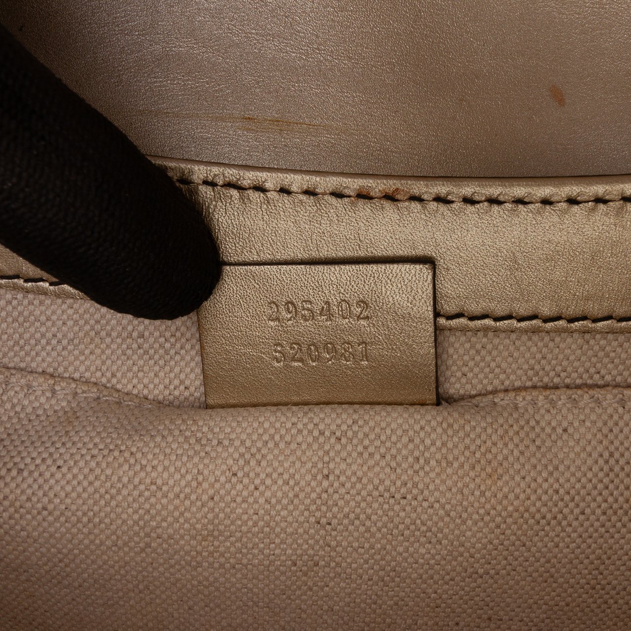 Gucci Medium Guccissima Emily Shoulder Bag Goud