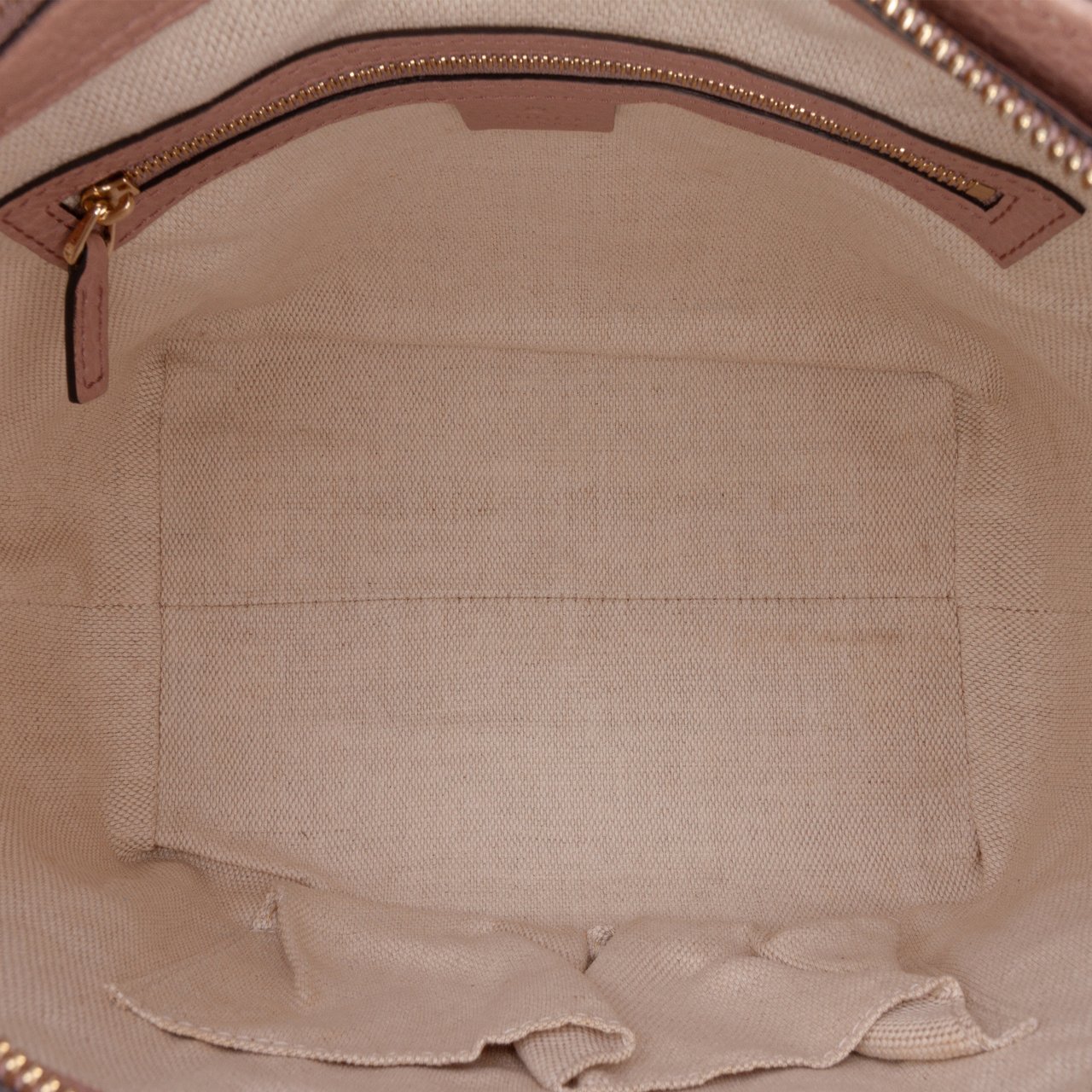 Gucci Small Pebbled Leather Soho Cellarius Satchel Roze