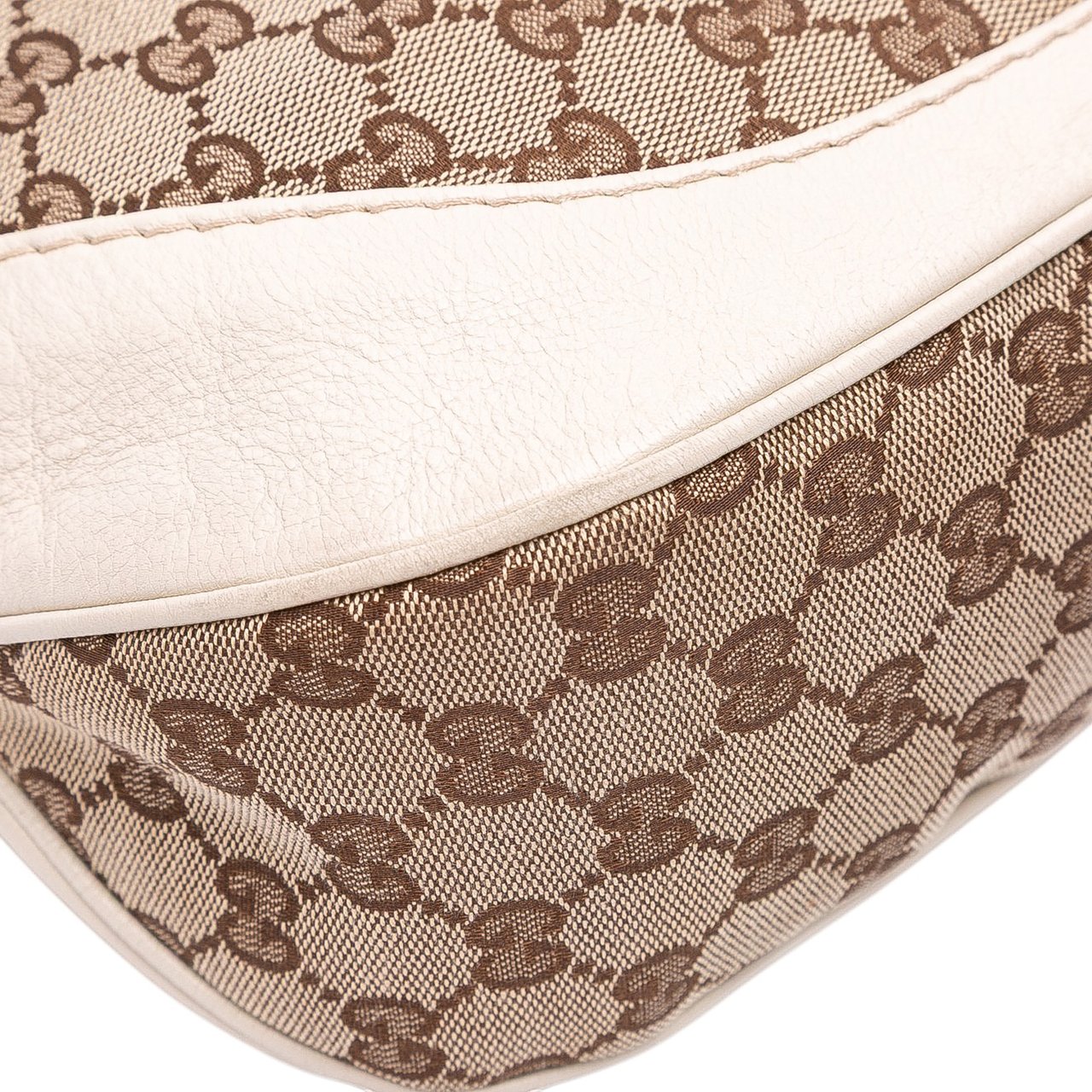 Gucci GG Canvas Charlotte Crossbody Bruin