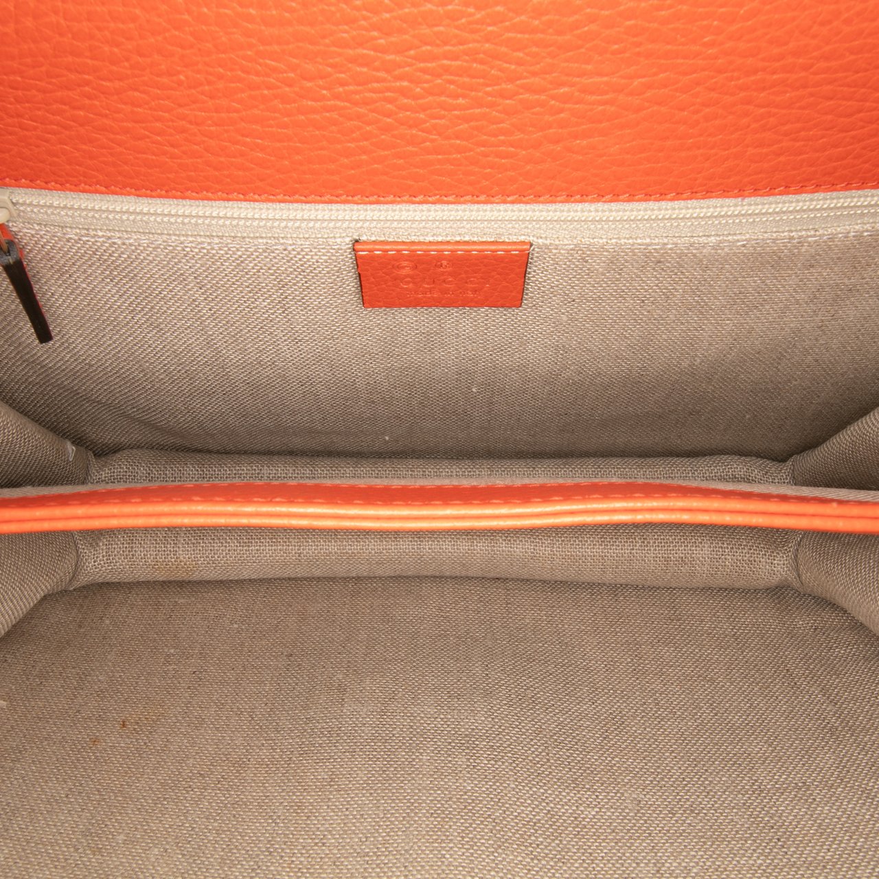 Gucci Medium Dollar Calfskin Interlocking G Crossbody Oranje