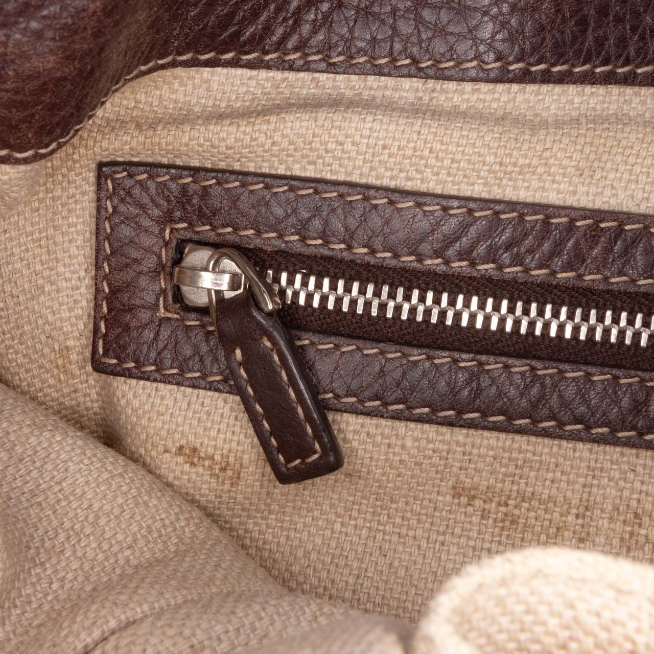 Gucci GG Canvas Icon Bit Tote Bruin