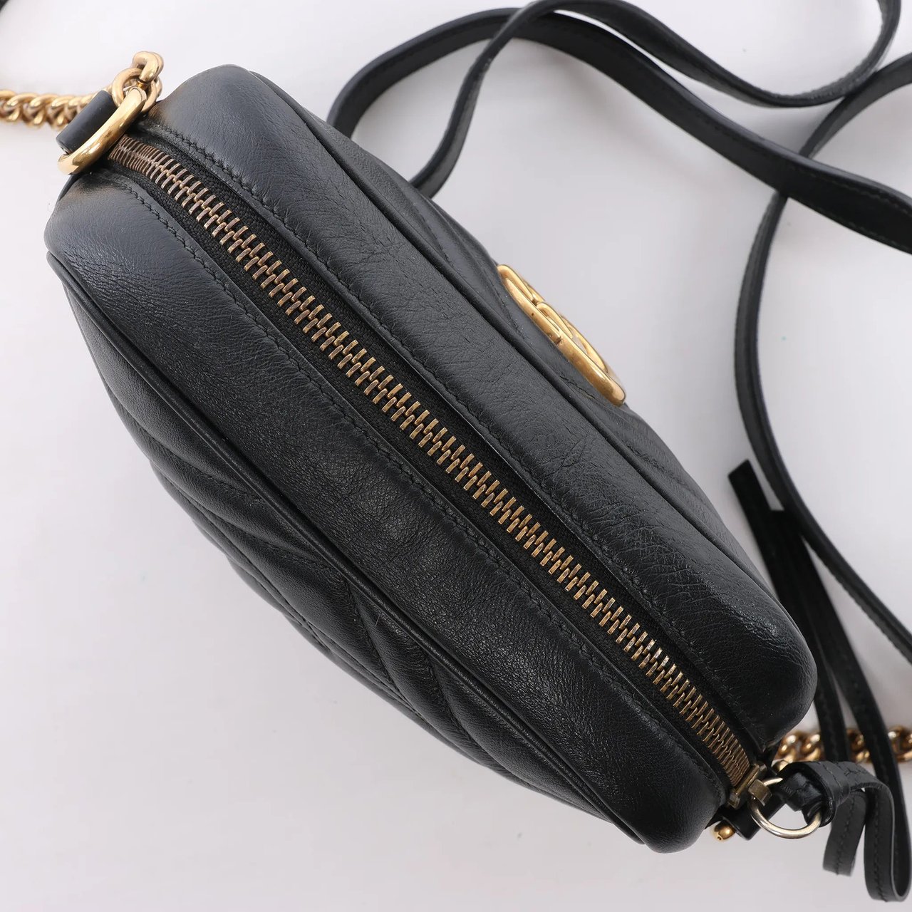Gucci Gucci GG Marmont Leather Crossbody Bag in Black Zwart