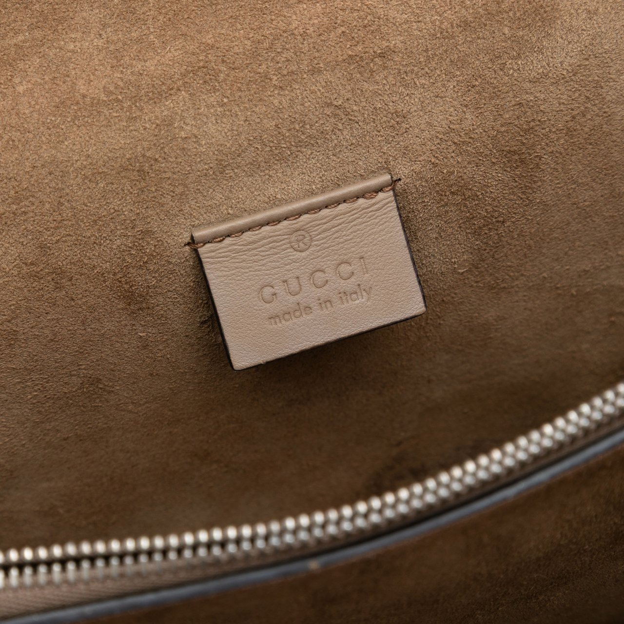 Gucci Medium GG Supreme Dionysus Shoulder Bag Bruin