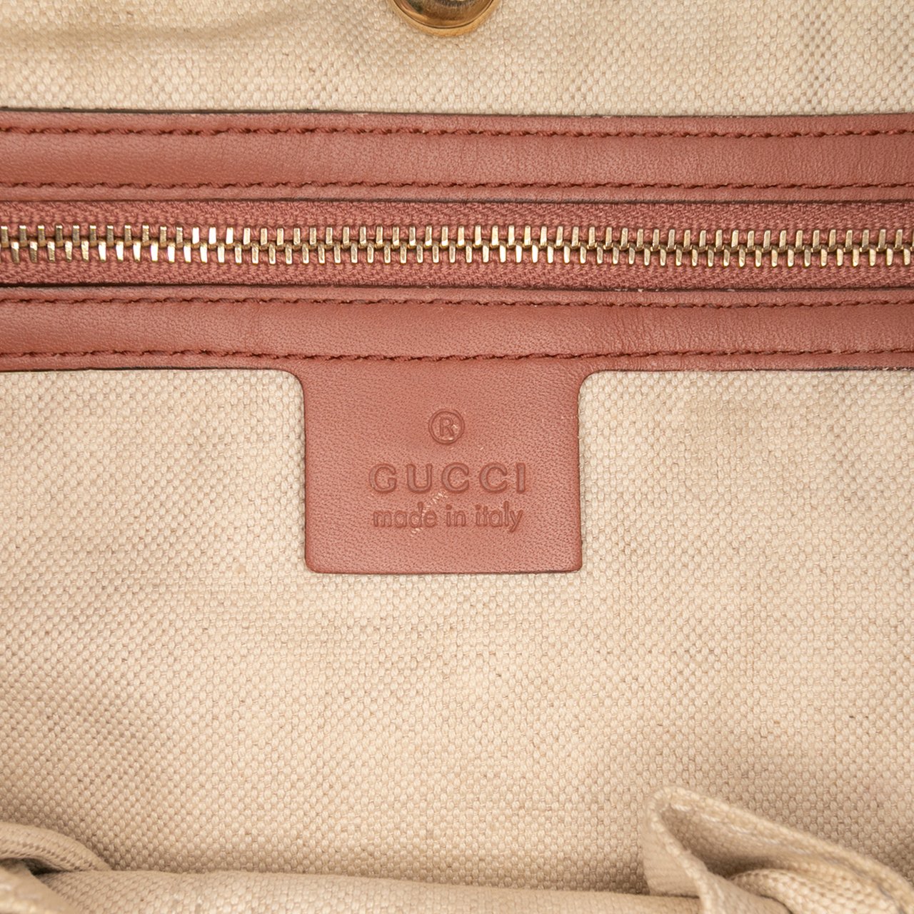Gucci Medium Microguccissima Craft Tote Bruin