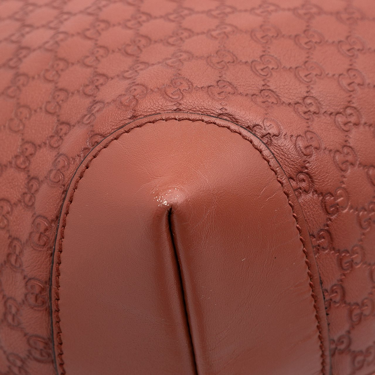 Gucci Medium Microguccissima Craft Tote Bruin