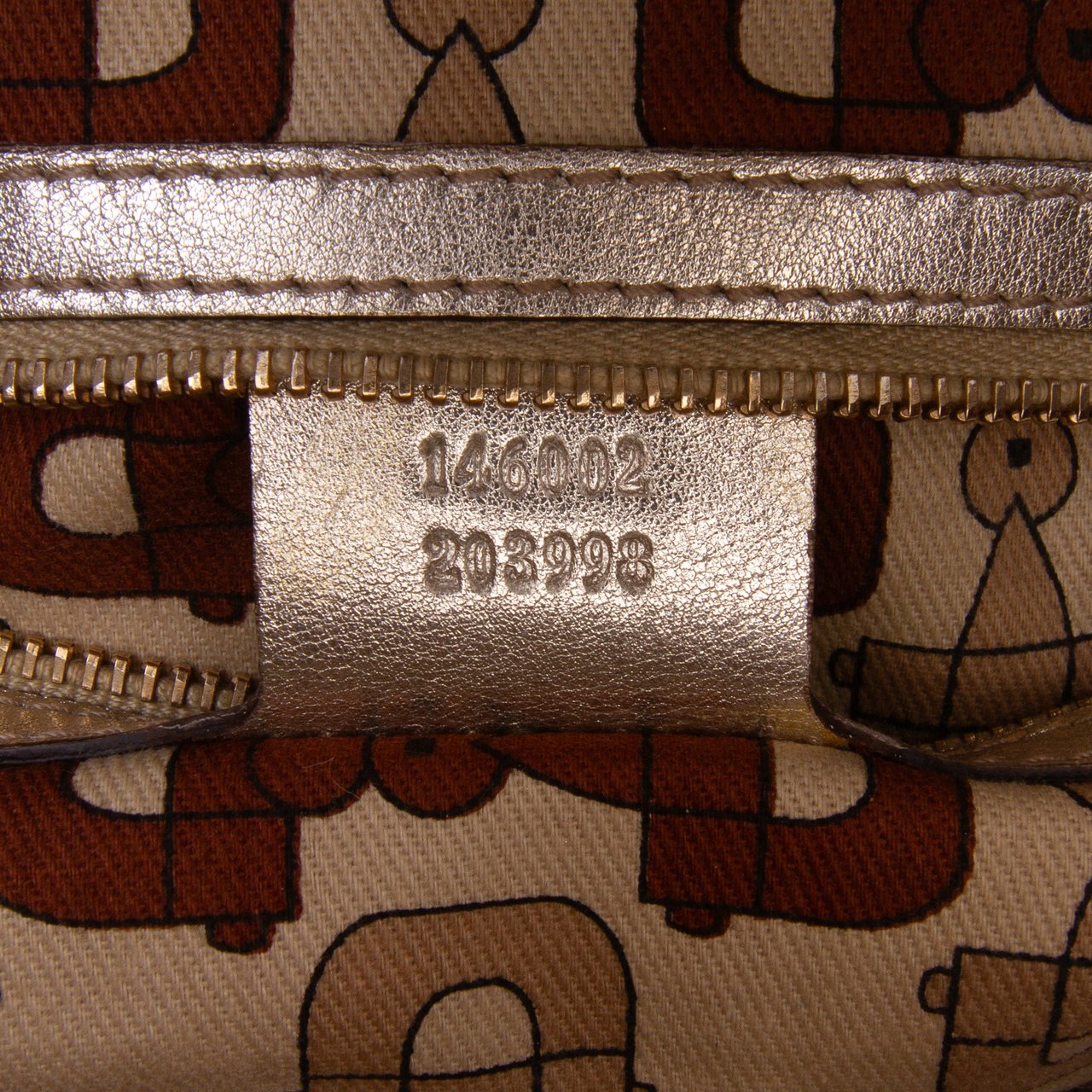 Gucci Metallic Guccissima Web Treasure Handbag Zilver