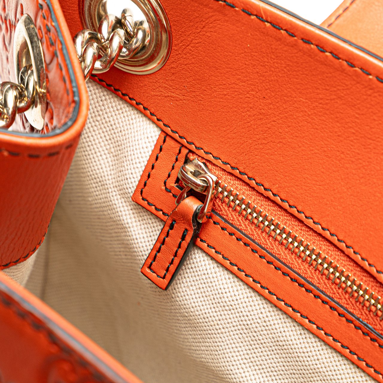 Gucci Large Guccissima Emily Shoulder Bag Oranje