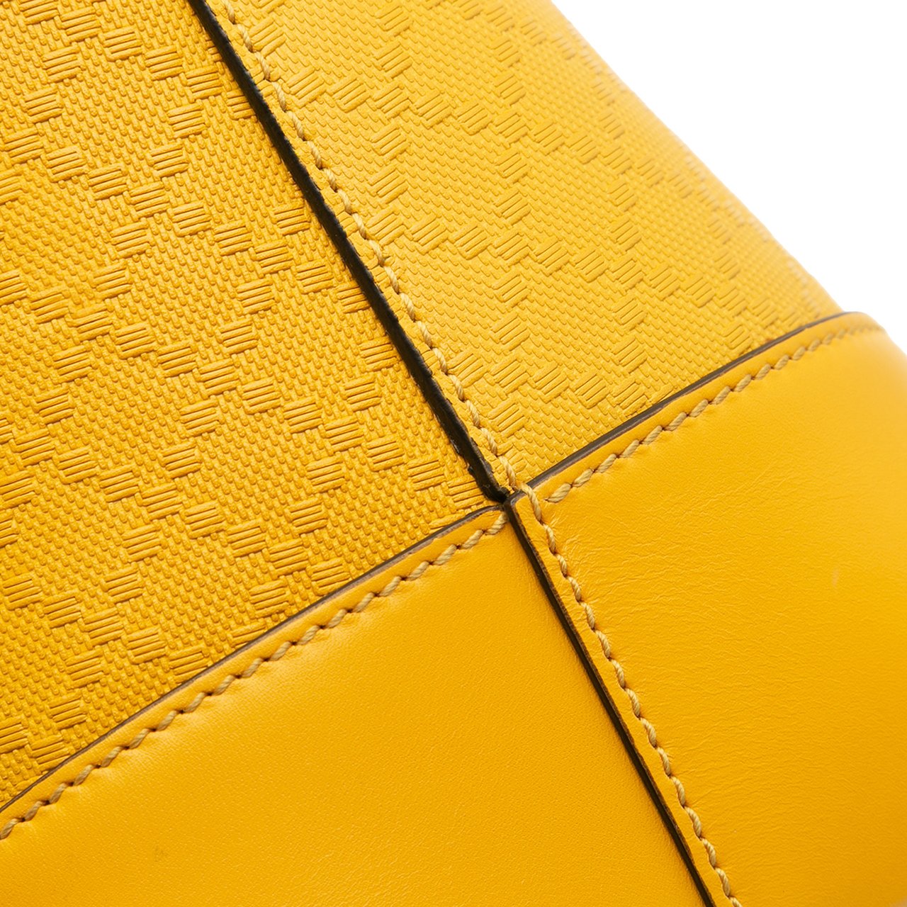 Gucci Diamante Leather Hilary Lux Tote Geel