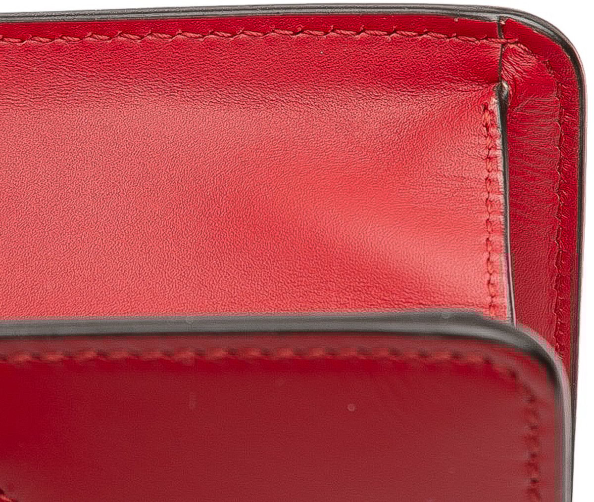 Gucci Mini Calfskin Sylvie Satchel Rood