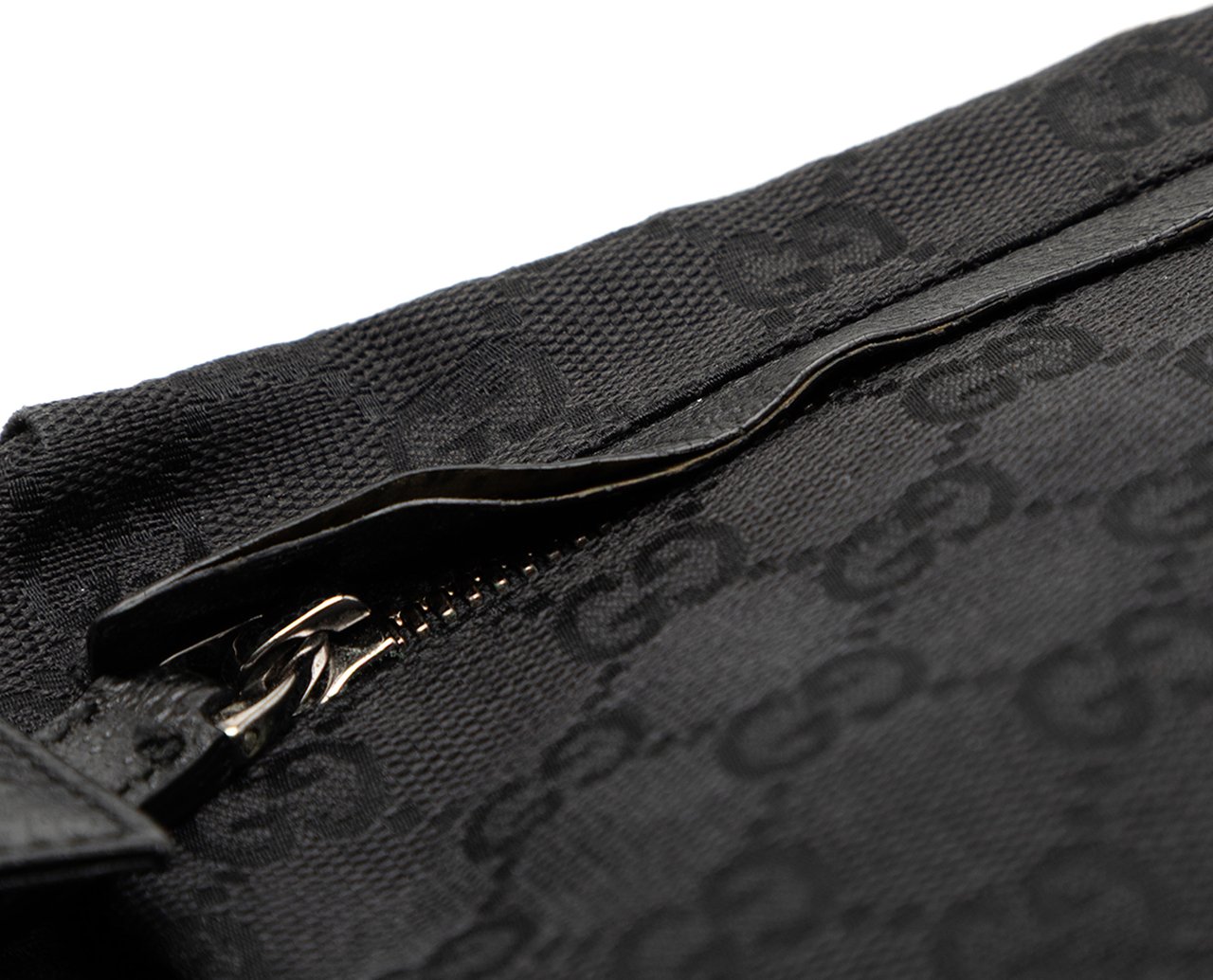 Gucci GG Canvas Double Pocket Belt Bag Zwart