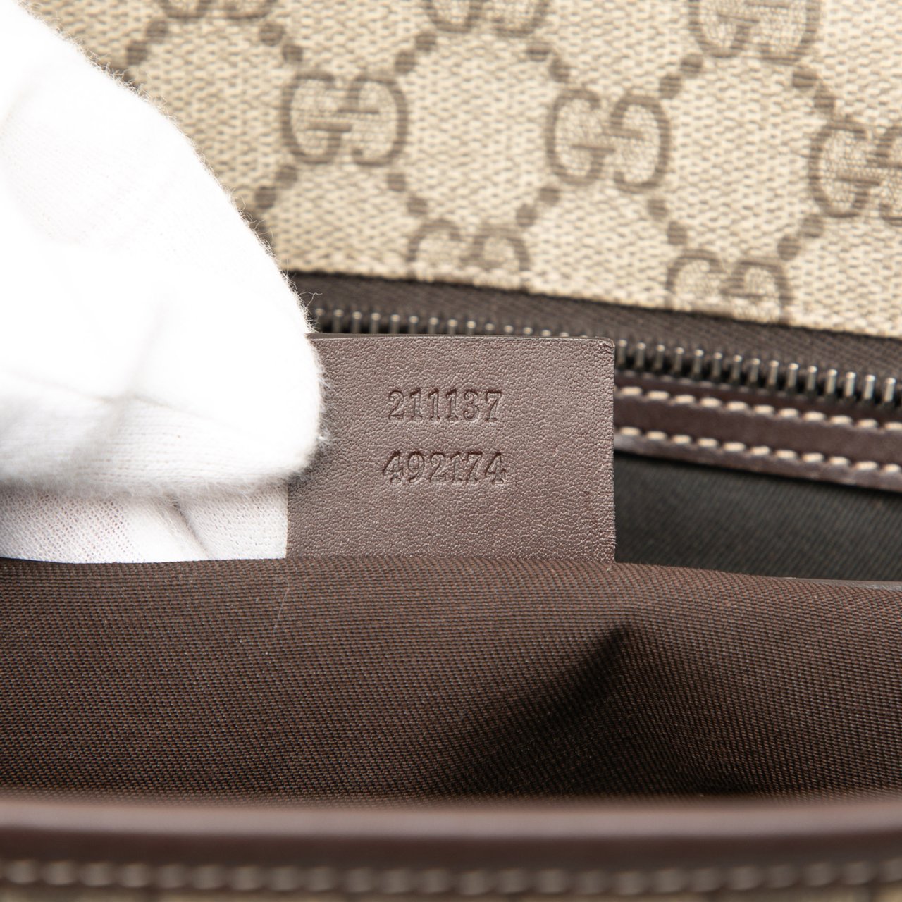 Gucci GG Supreme Tote Bruin