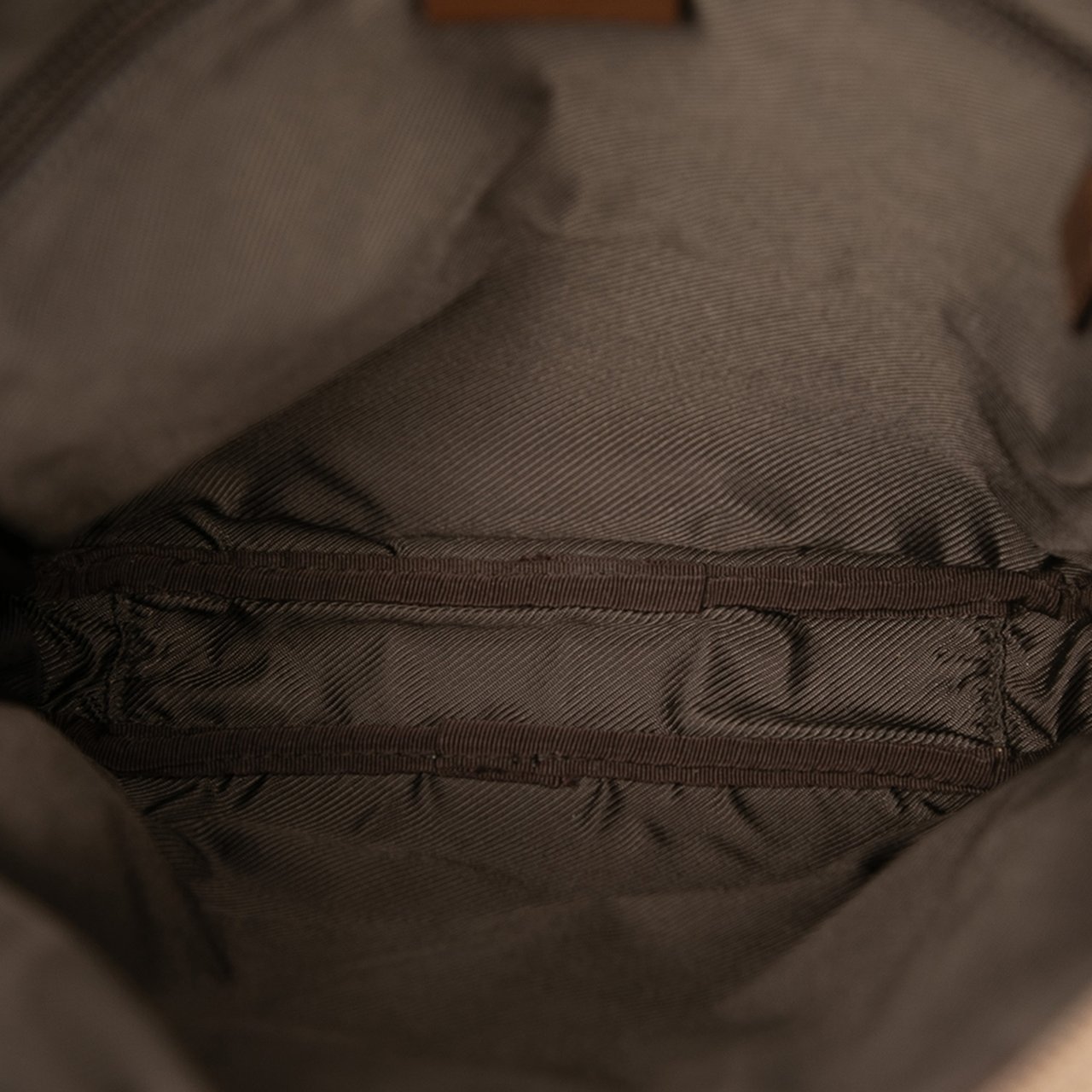 Gucci GG Canvas Crossbody Bruin