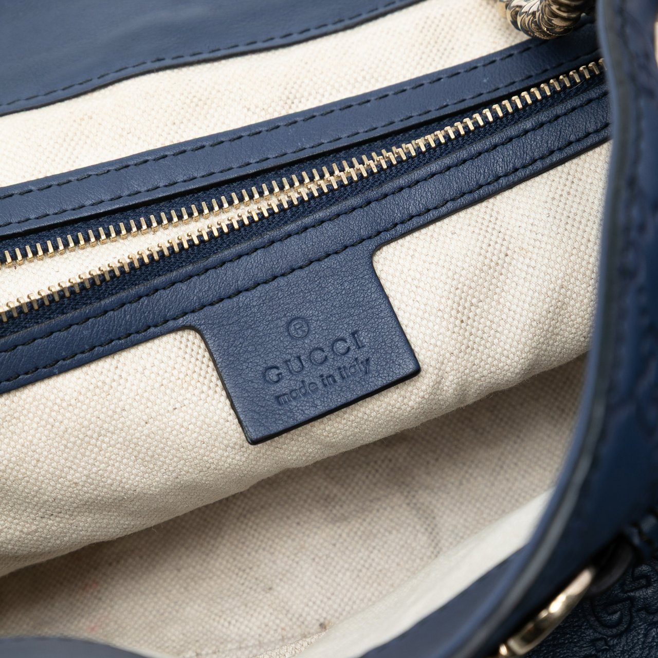 Gucci Large Guccissima Emily Chain Shoulder Bag Blauw