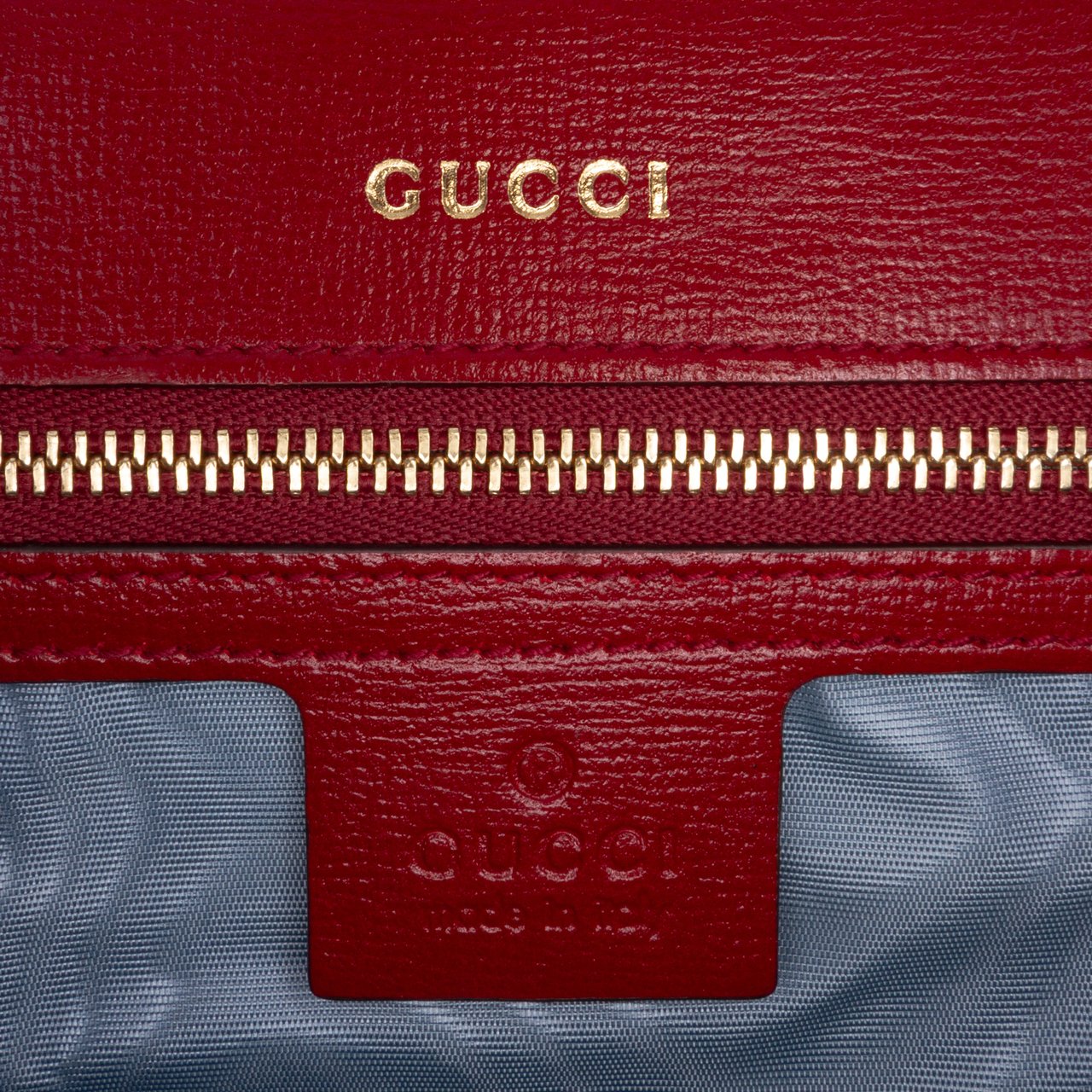Gucci Medium Suede GG Ring Torchon Shoulder Bag Rood