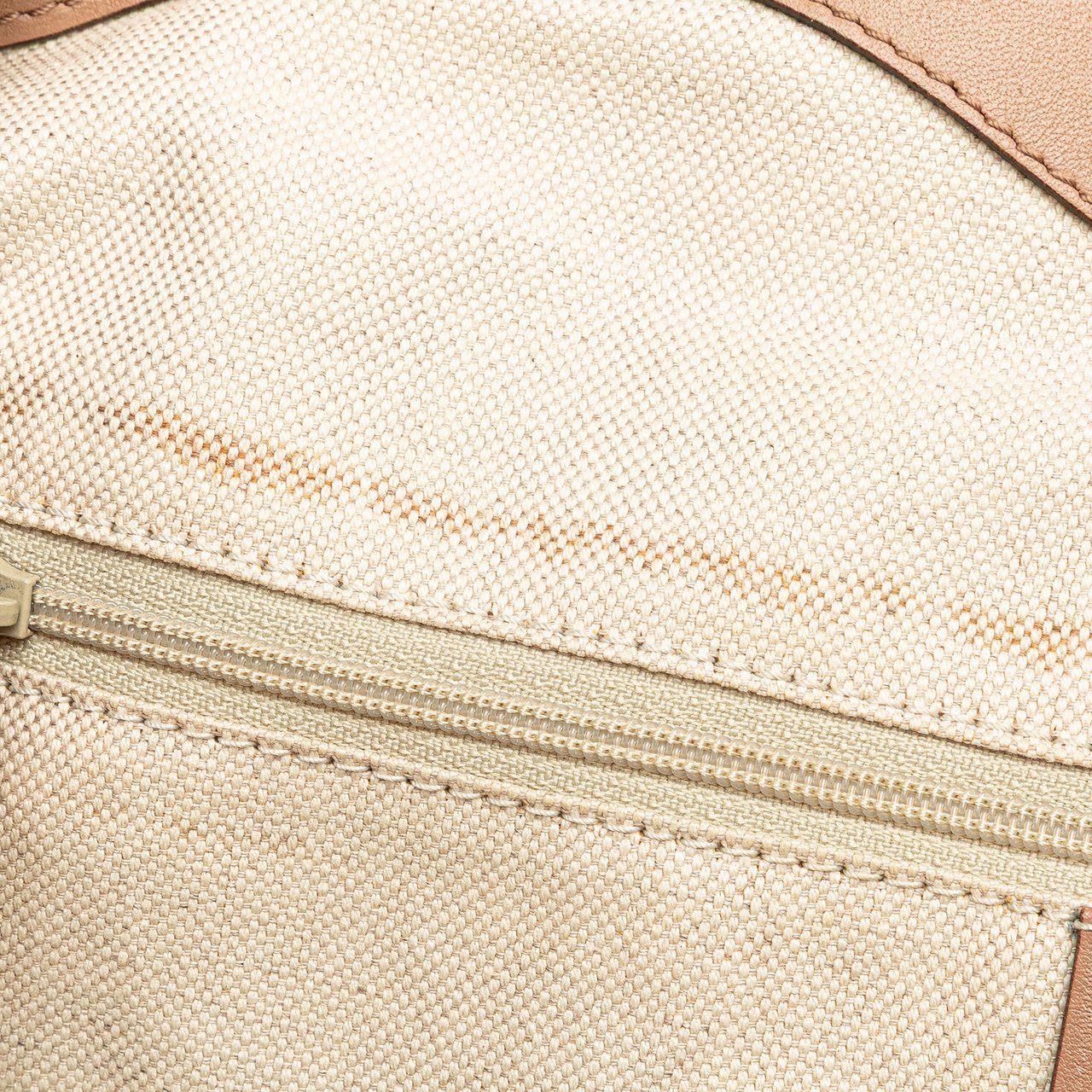 Gucci Medium Diamante Canvas Sukey Tote Bruin