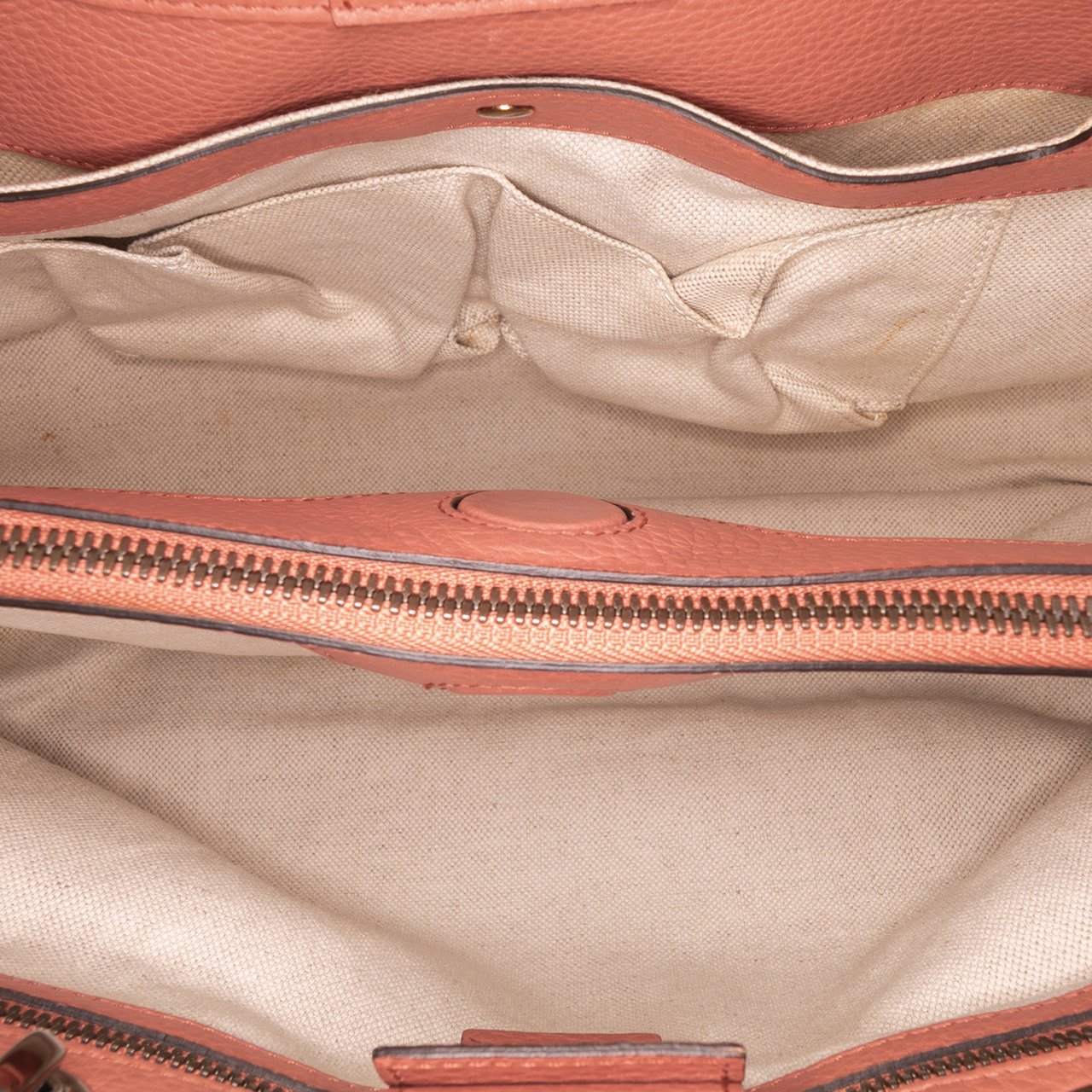 Gucci Medium Calfskin Bamboo Shopper Satchel Roze