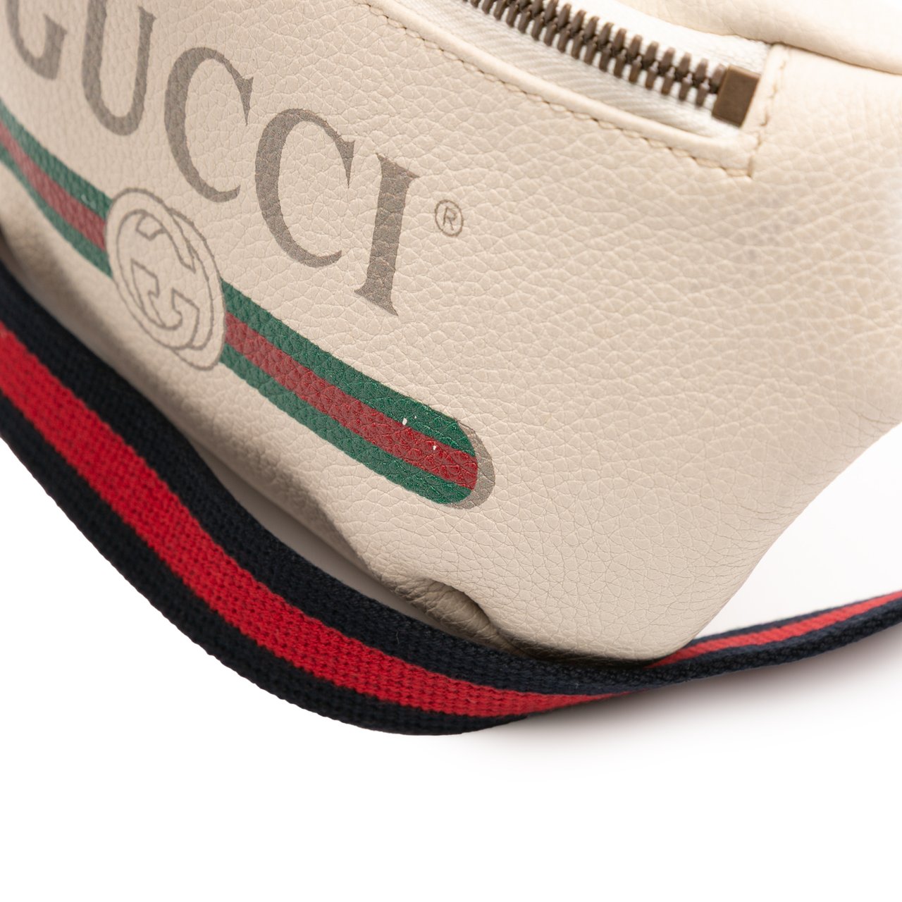 Gucci Leather Logo Belt Bag Wit
