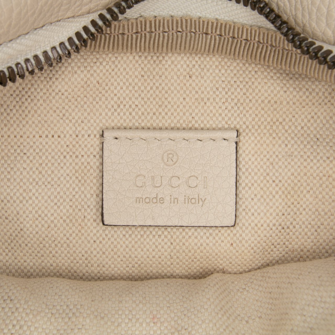 Gucci Leather Logo Belt Bag Wit