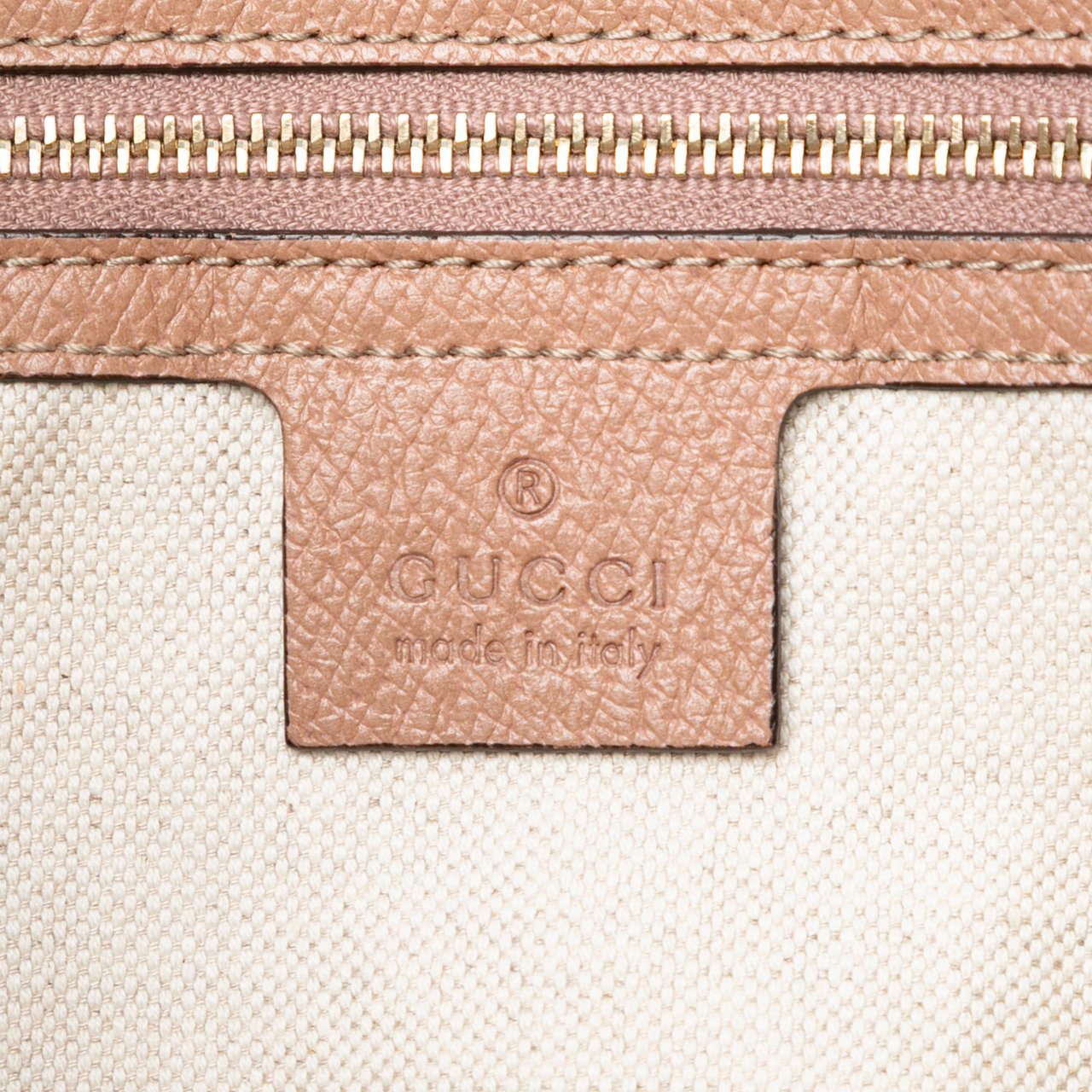 Gucci GG Canvas Bree Shoulder Bag Bruin