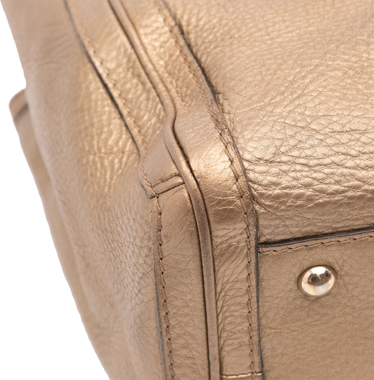 Gucci Metallic Grained Leather Bella Tote Goud