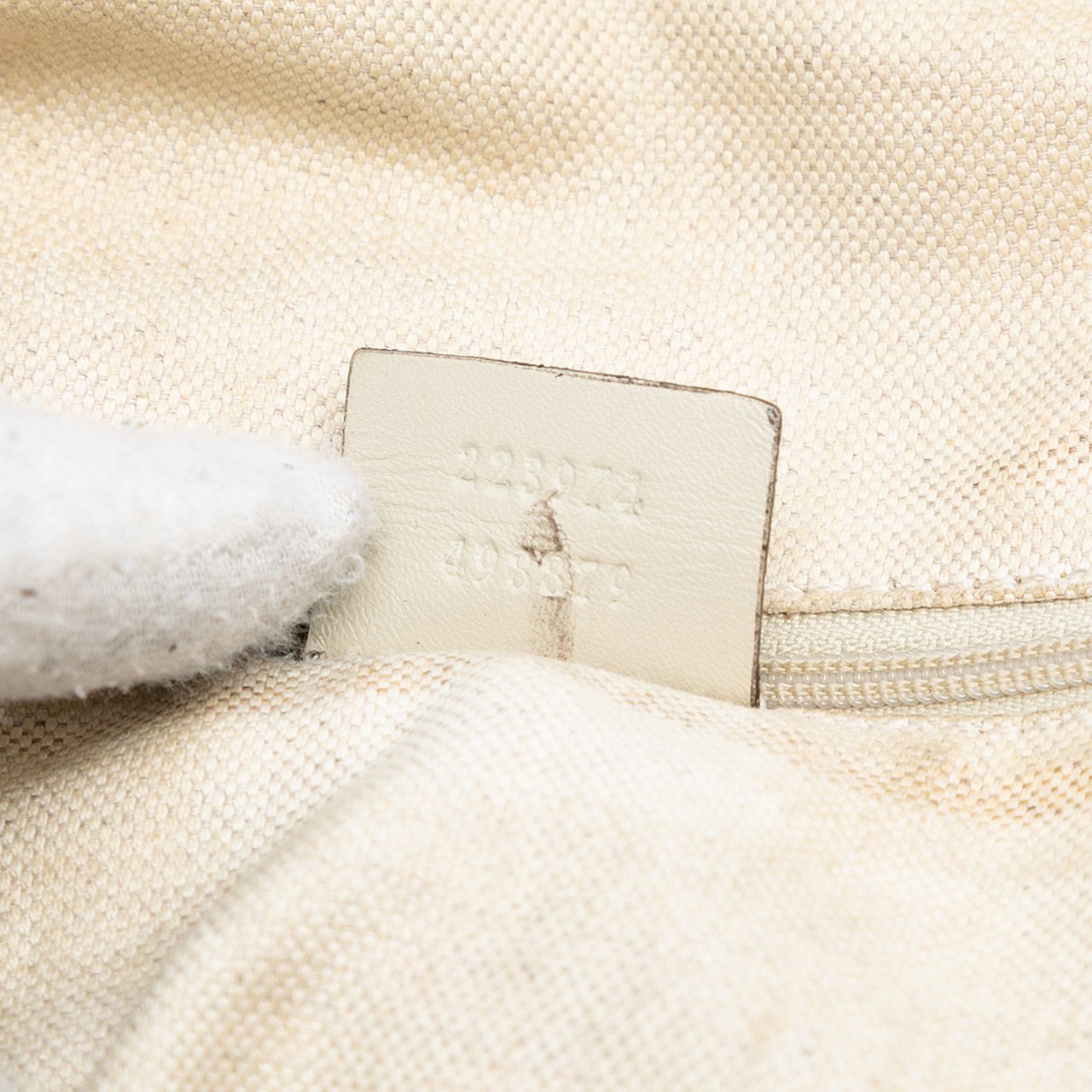 Gucci GG Canvas Sukey Satchel Bruin