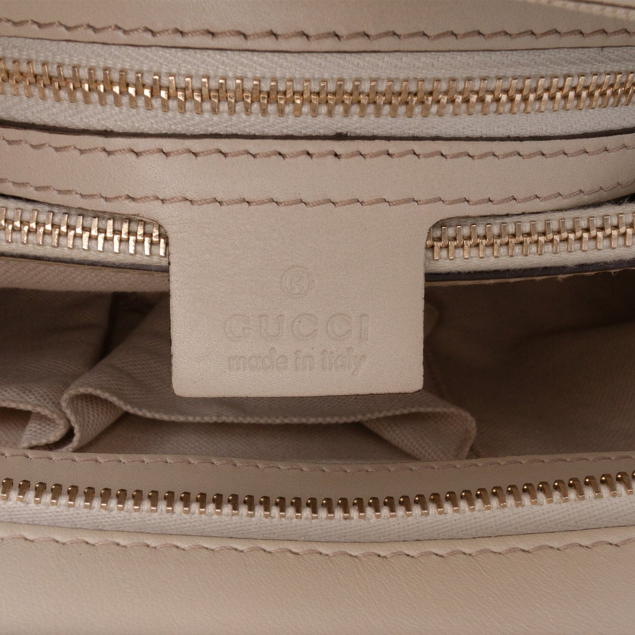 Gucci GG Canvas Mayfair Tote Bruin