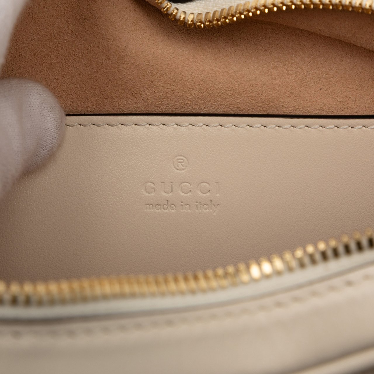 Gucci Mini Matelasse Leather Heart Crossbody Bruin