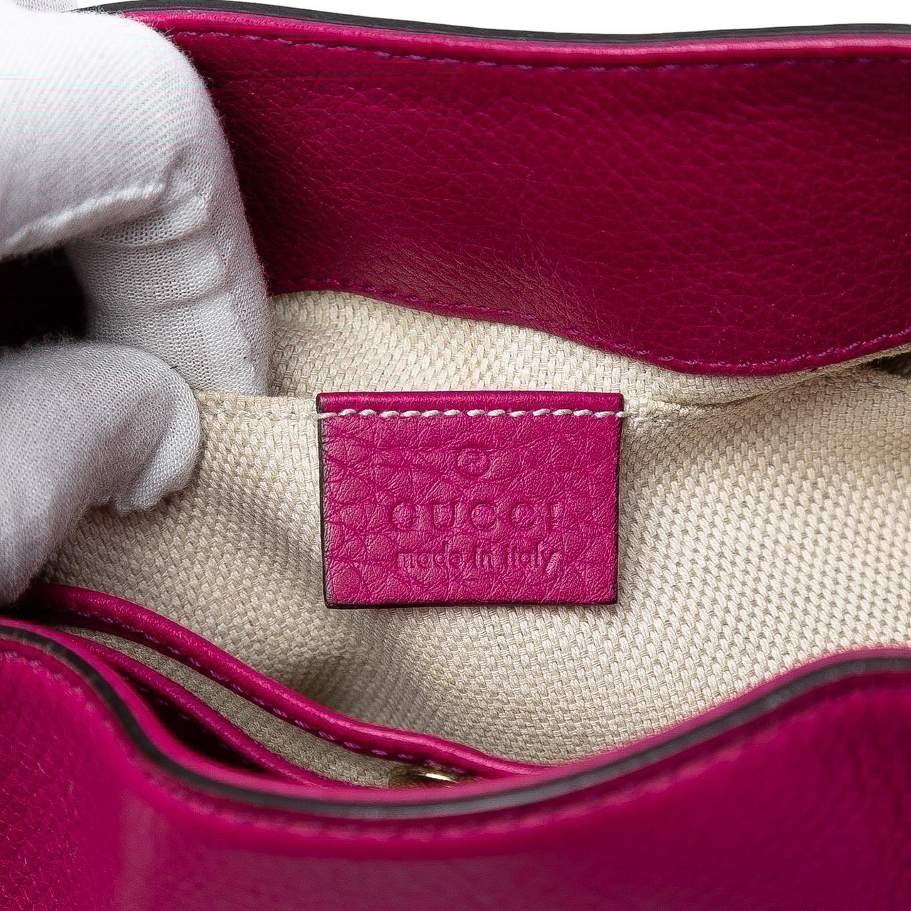 Gucci Small Leather Soho Chain Tote Roze