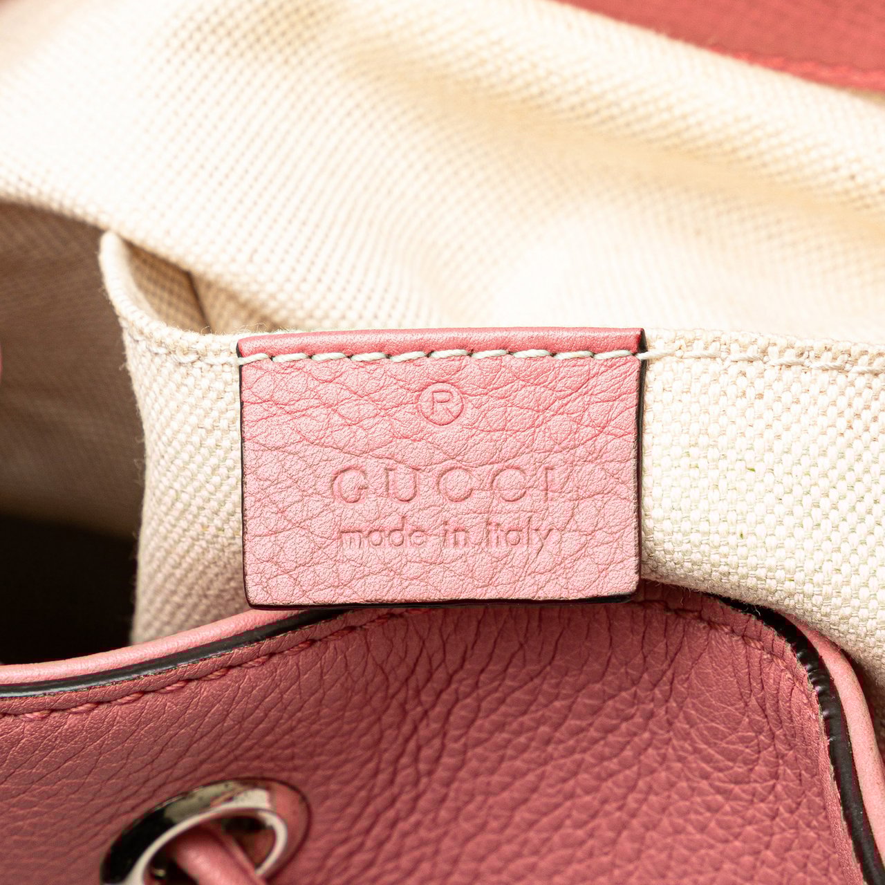 Gucci Leather Bamboo Tassel Backpack Roze