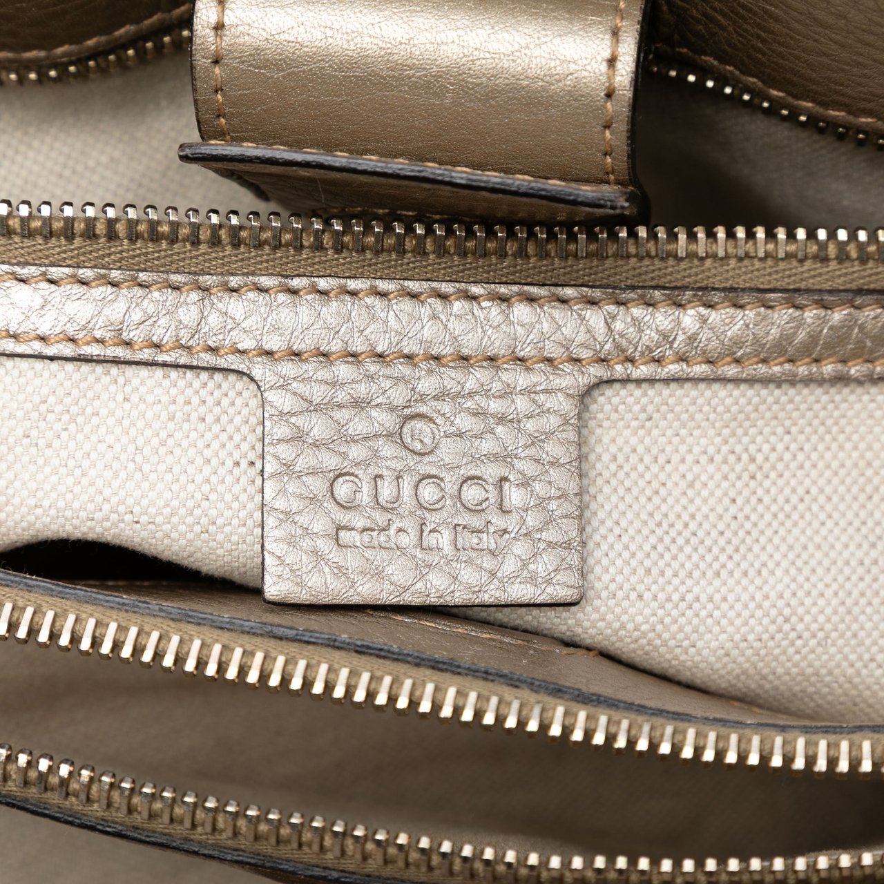 Gucci Medium Calfskin Bamboo Shopper Satchel Goud