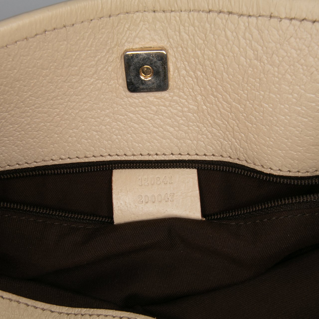 Gucci GG Canvas Eclipse Crossbody Bruin