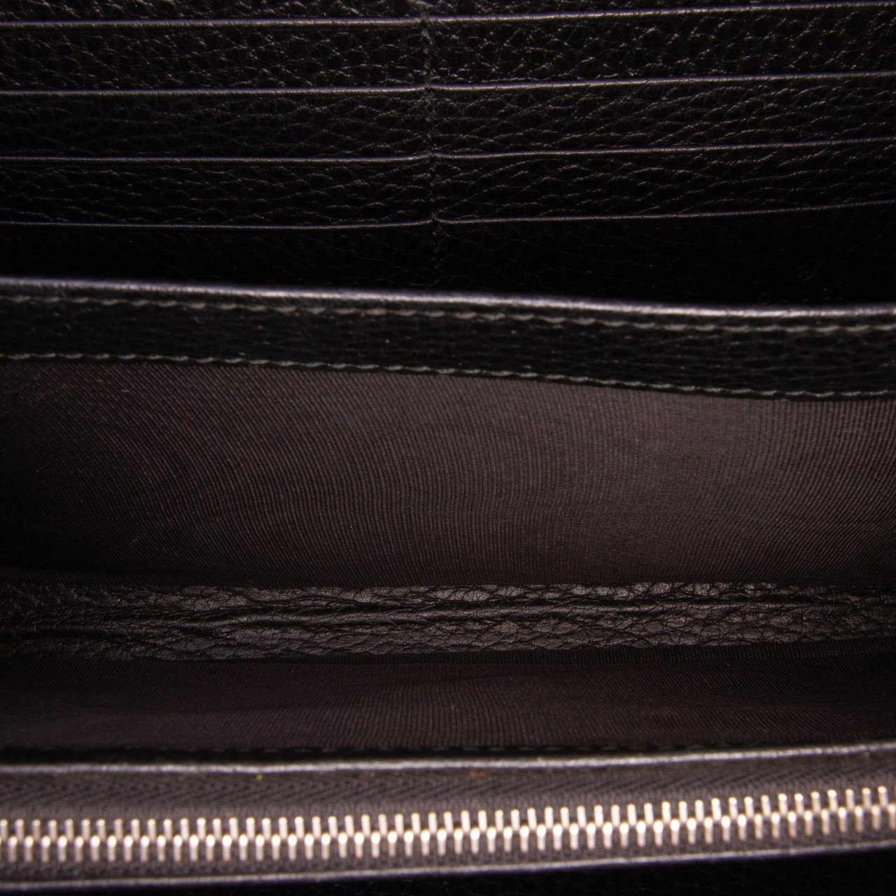 Gucci Mini Leather Dionysus Wallet on Chain Zwart