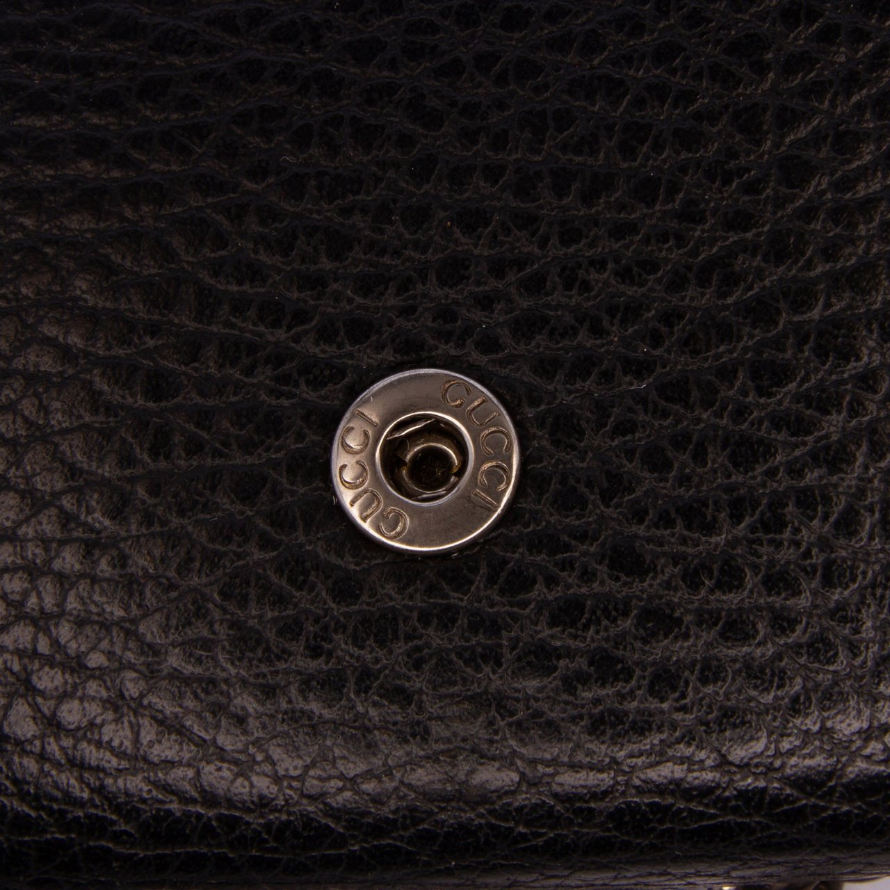 Gucci Mini Leather Dionysus Wallet on Chain Zwart