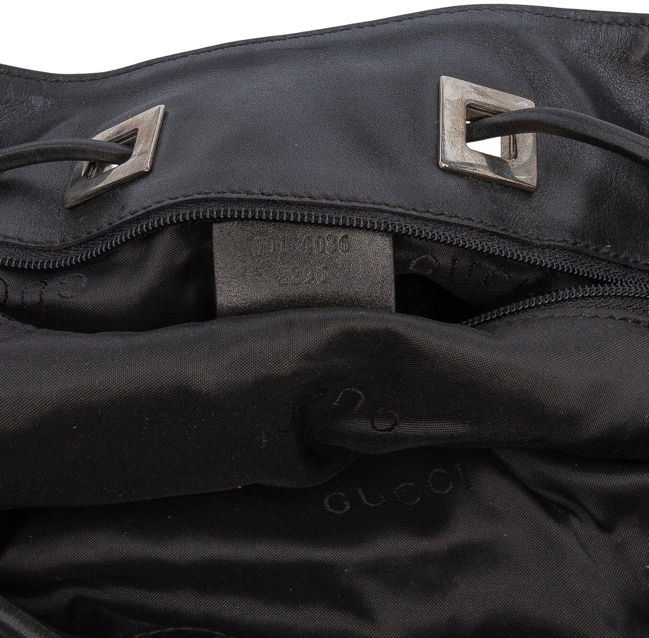 Gucci GG Canvas Shoulder Bag Bruin