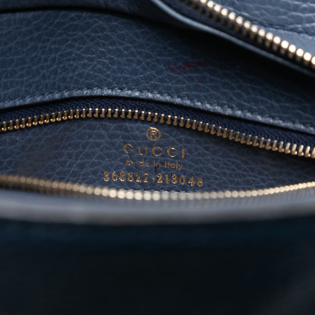 Gucci Mini Leather Swing Satchel Blauw